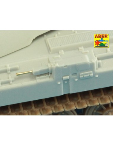 Light additional armament for Soviet tank JS-7 