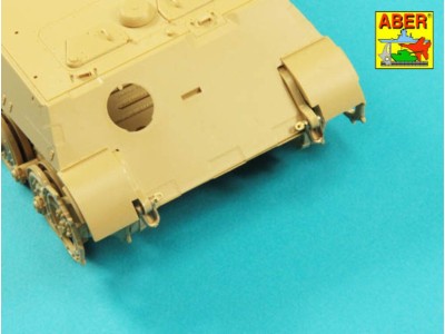 Late model shackle for Pz.Kpfw.VI Tiger Ausf B x4pcs 