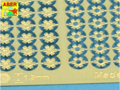 Hexagonal bolts & nuts 1,5mm useful for 1/16 scale 
