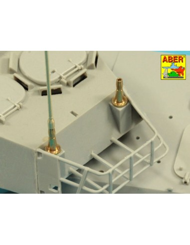 Set of 2 NATO antennas with mount bases 