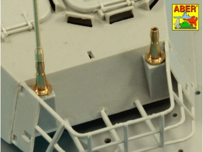 Set of 2 NATO antennas with mount bases 