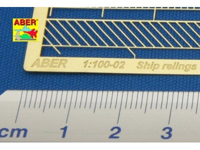 Ships railing -vertical bars 