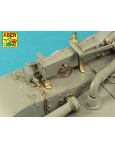 Pz.Kpfw. I, Ausf.A/B (Sd.Kfz. 101) Tool & Equipment holders 