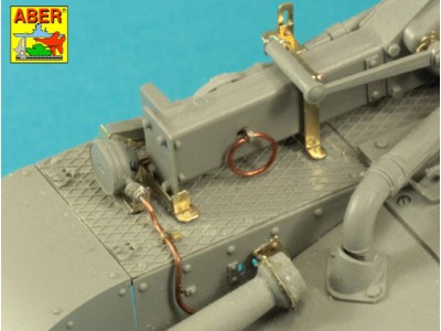 Pz.Kpfw. I, Ausf.A/B (Sd.Kfz. 101) Tool & Equipment holders 