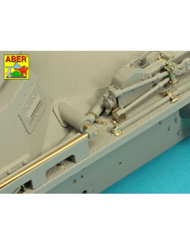 Pz.Kpfw. I, Ausf.A/B (Sd.Kfz. 101) Tool & Equipment holders 