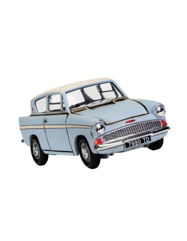 Harry Potter -  Enchanted Ford Anglia w/Harry and Ron figures 