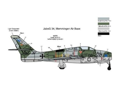 F-84F Thunderstreak 