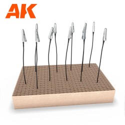 BASE FOR METAL PAINTING CLIPS 
