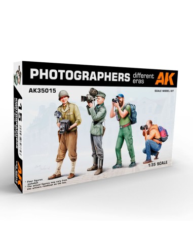 Photographers (DIFFERENT ERAS) 1/35. 