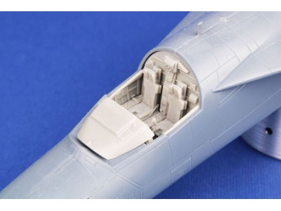 F-111A Cockpit for Italeri 