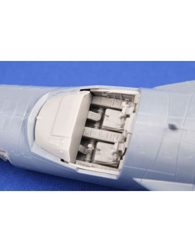 F-111A Cockpit for Italeri 