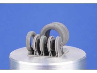 SMB-2 Super Mystère Wheels for Special Hobby and Azur/Frrom 