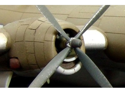 B-29 supperfortress ENGINES 