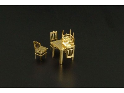 Table and chairs 