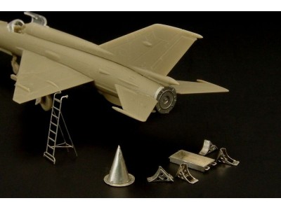 MIG-21 maintenance accessories (Eduard-Atack) 