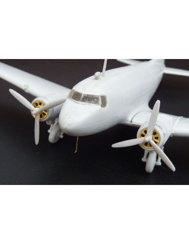 Douglas C-47- Lisunov Li-2 