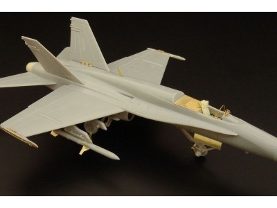 F-A-18C (Revell) 