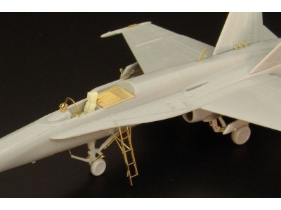 F-A-18C (Revell) 