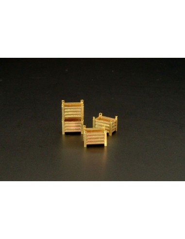 steel containers (4 pieces) 