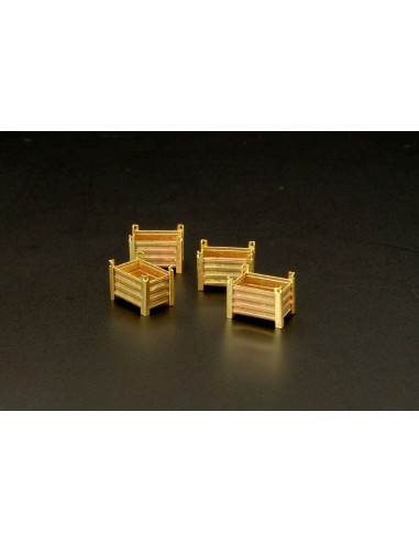 steel containers (4 pieces) 