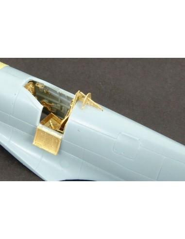 Spitfire LF Mk XVI (Sword72052) 