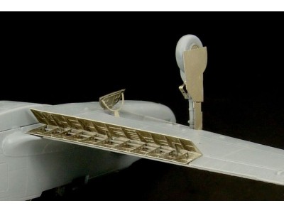 Ki -100-I otsu Low-back (RS92121 -92128) 