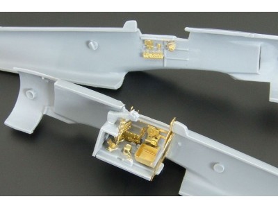 Ki - 100-I kó - High-back (RS92126) 