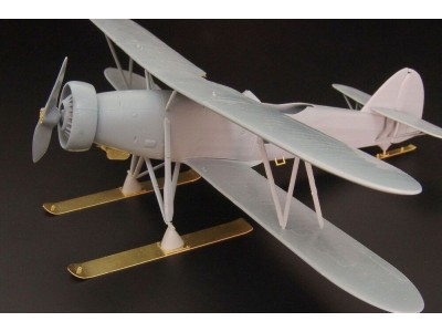 Š-328 Ski (Special Hobby kit) 