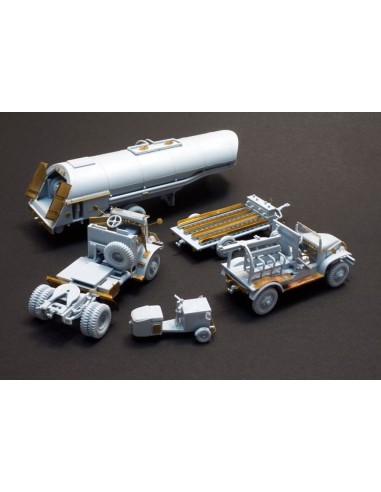 USAF bomber re-supply  set (Airfix) 