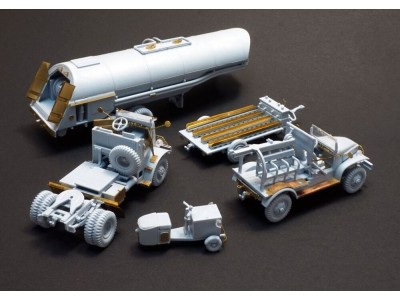 USAF bomber re-supply  set (Airfix) 