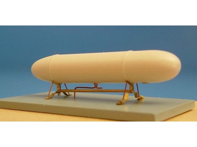 British 50gal fuel tank w-rack 