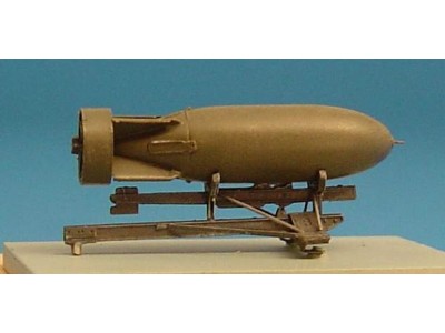 Bomb rack for Spitfire  - british 500lb bomb 