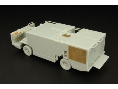 P25 USN carrier deck  fire engine 