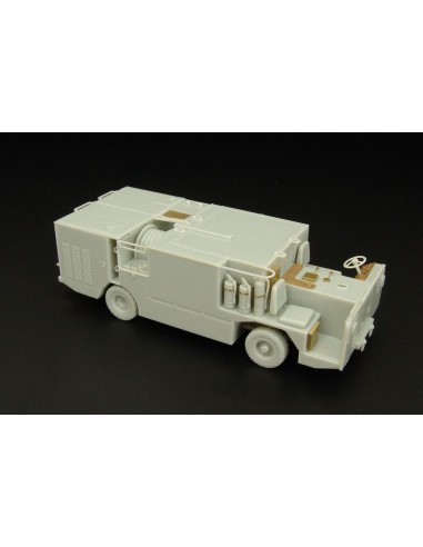 P25 USN carrier deck  fire engine 