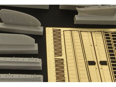 F2A Buffalo controls and flaps 