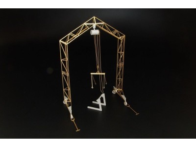 German airfield portal crane 