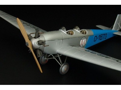 Messerschmitt B f W  M-23 b 