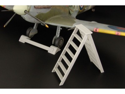 British wheel chock  - ladder 