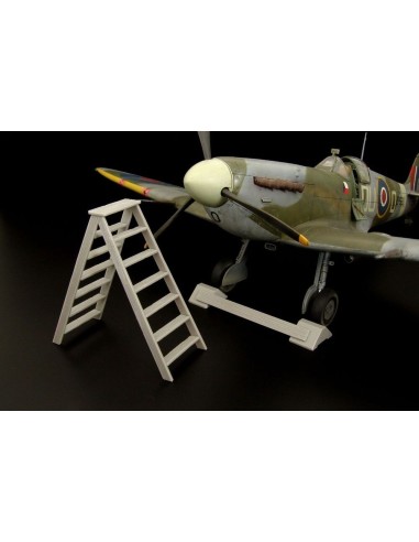 British wheel chock  - ladder 