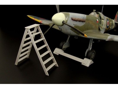 British wheel chock  - ladder 