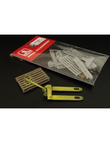 Pallet truck w- palette 