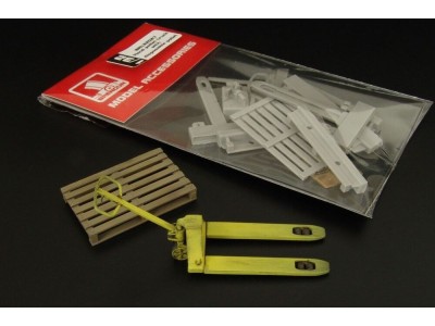 Pallet truck w- palette 