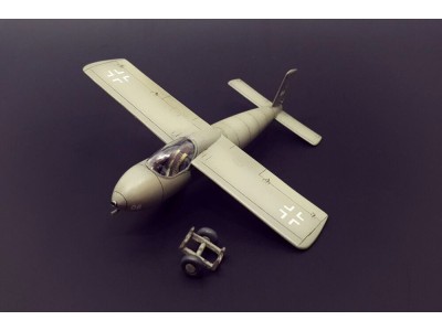 Me P1103 rocket fighter 