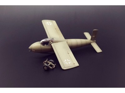 Me P1103 rocket fighter 