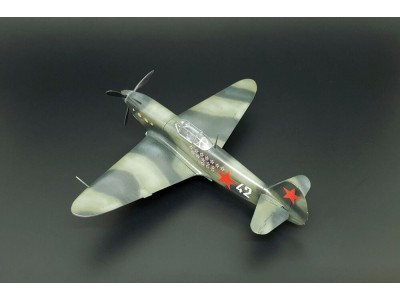 Yak-1b 