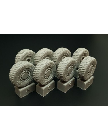 JGSDF Type 16 Wheels (Tamiya kit) 