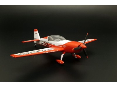 Extra EA-300L-330LC 