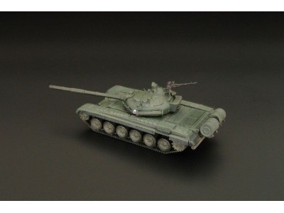 T-72 main battle tank 