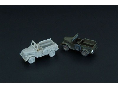 Gaz-69 army vehicle 