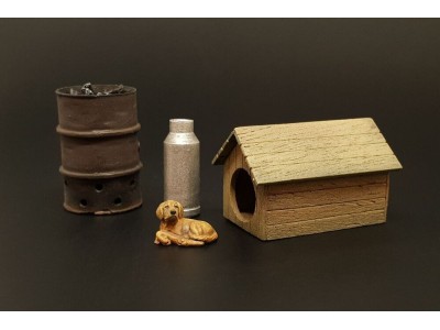 Dog house with dog 